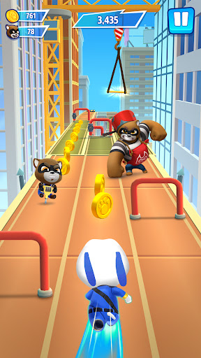 Talking Tom Hero Dash Screenshot