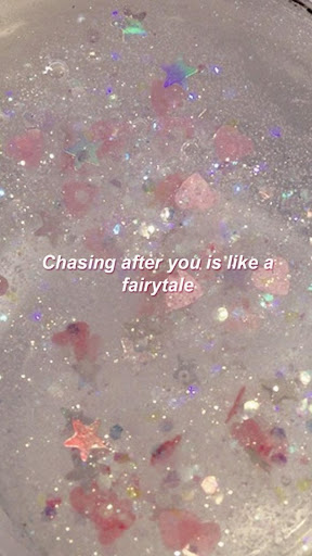 aesthetic background screenshot