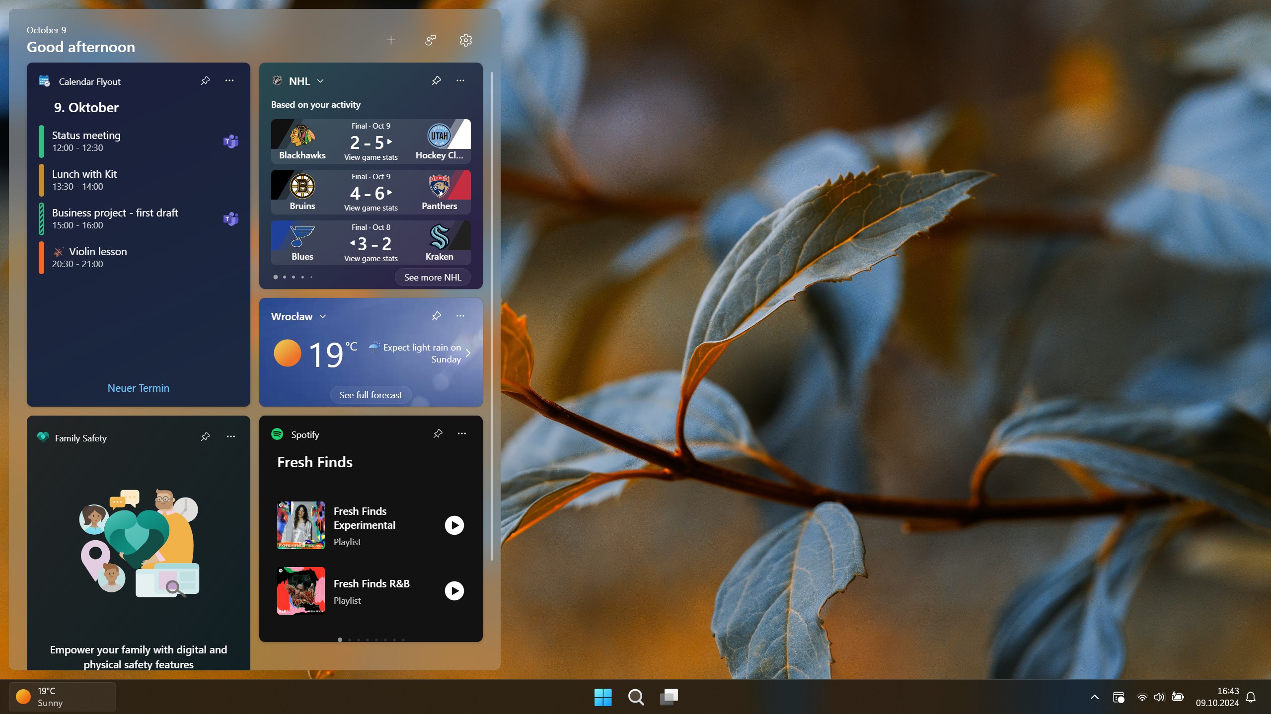 Calendar Flyout Screenshot